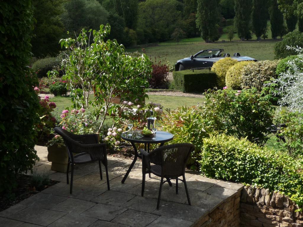 The Apartment At Hillside Lodge Broadway  Esterno foto